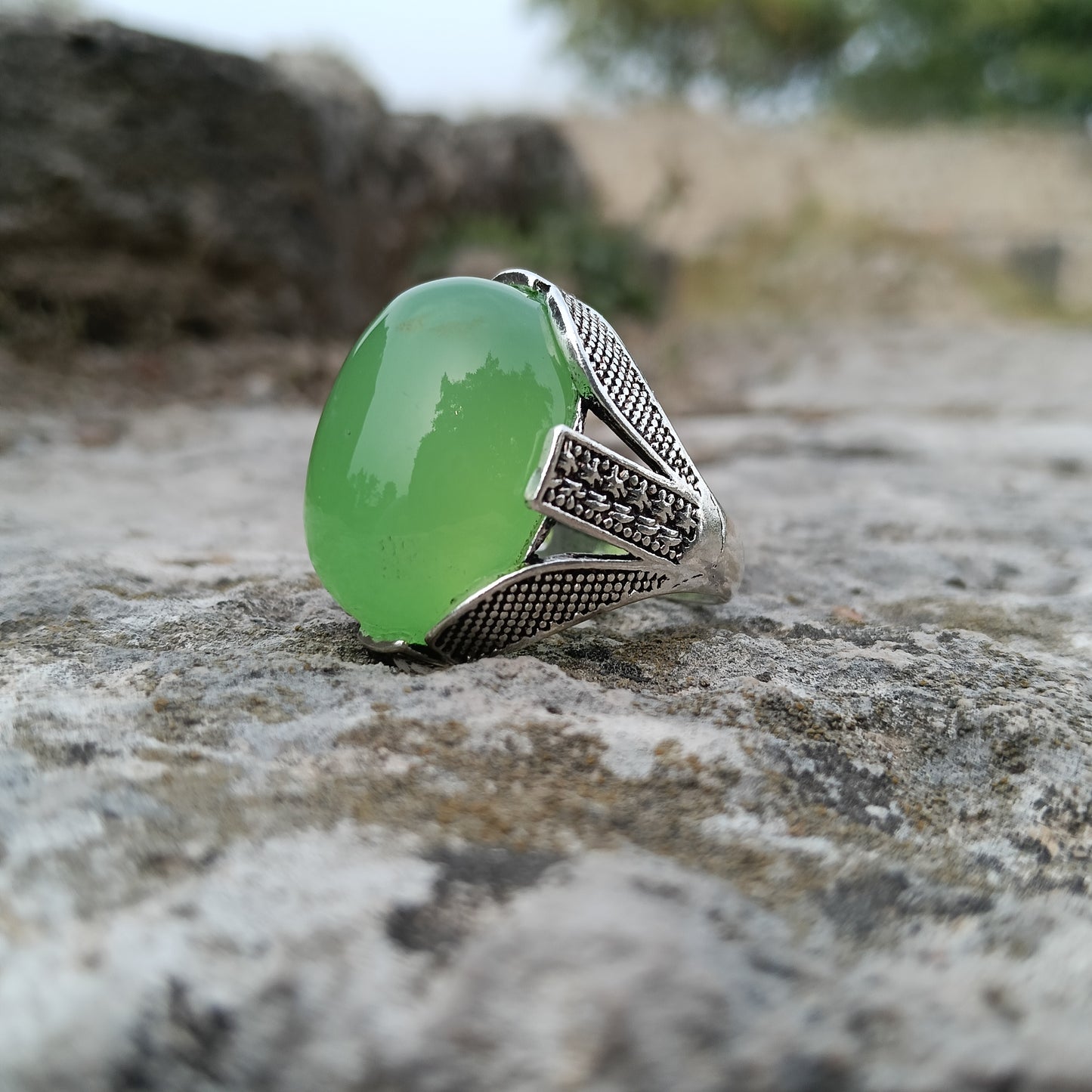 Beautiful Green Aqeeq stone Ring