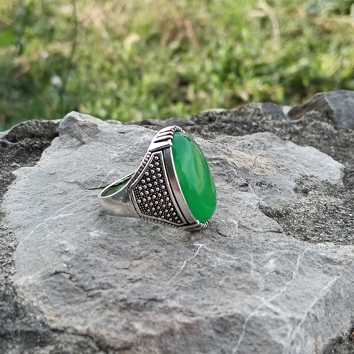 Beautiful Green Aqeeq stone Ring