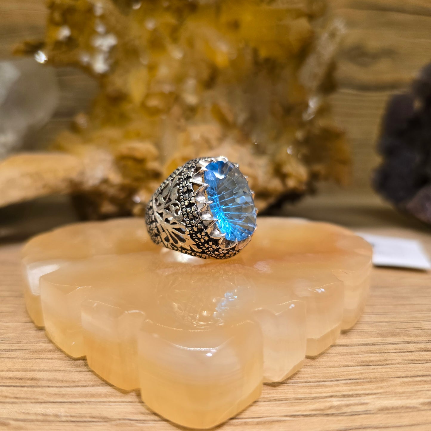 Swiss Topaz Stone Ring – Elegant & Timeless Design