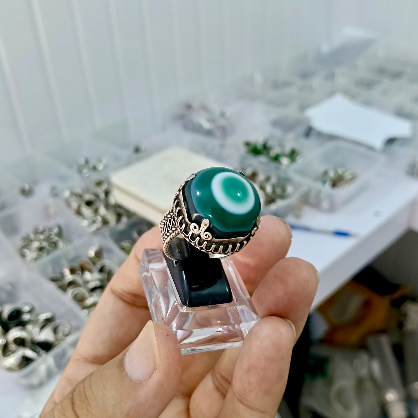 Rare Cat Eye Agate (Aqeeq) Stone Silver Ring – Unique Natural Beauty