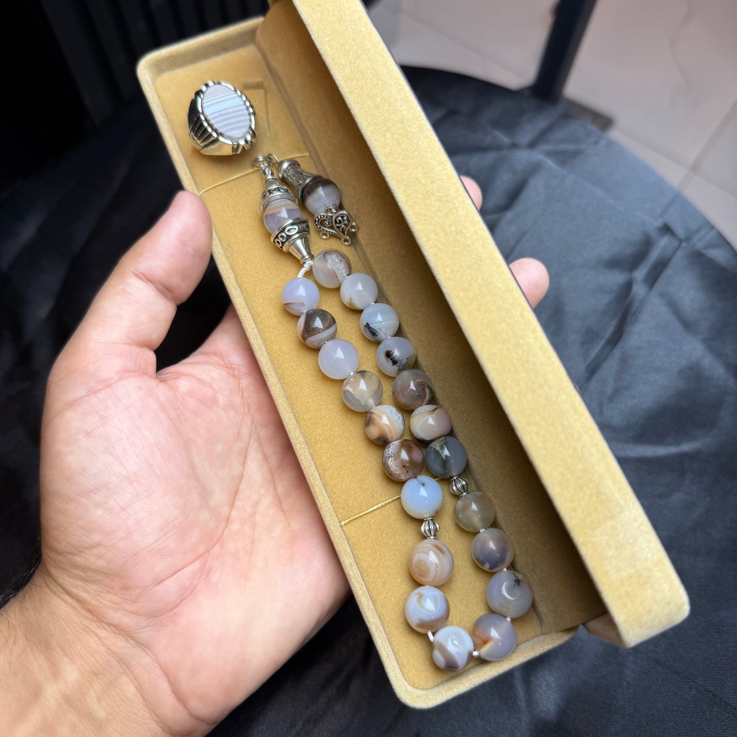 Shejri Aqeeq Ring with Matching Shejri Aqeeq Tasbih – Special Stone Deal