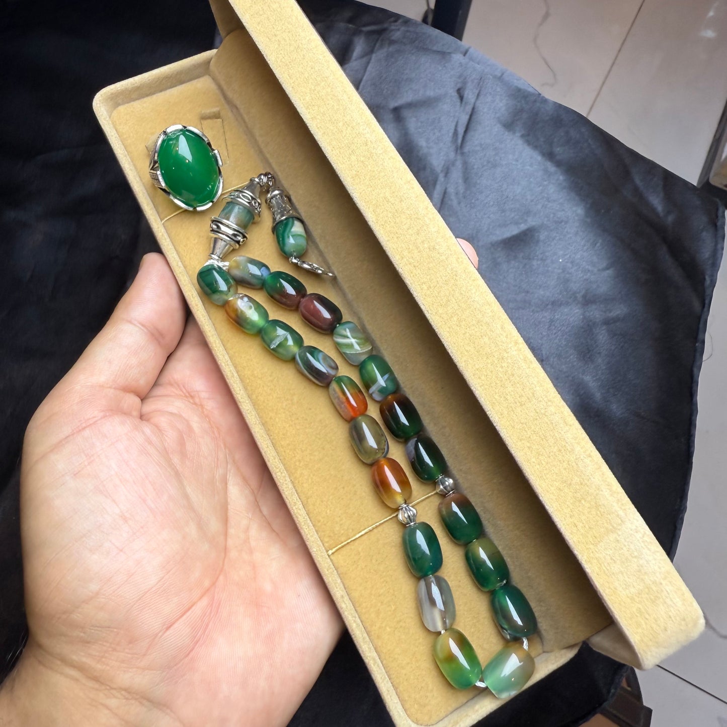 Green Aqeeq Ring with Green Aqeeq Tasbih – Original Stone Set