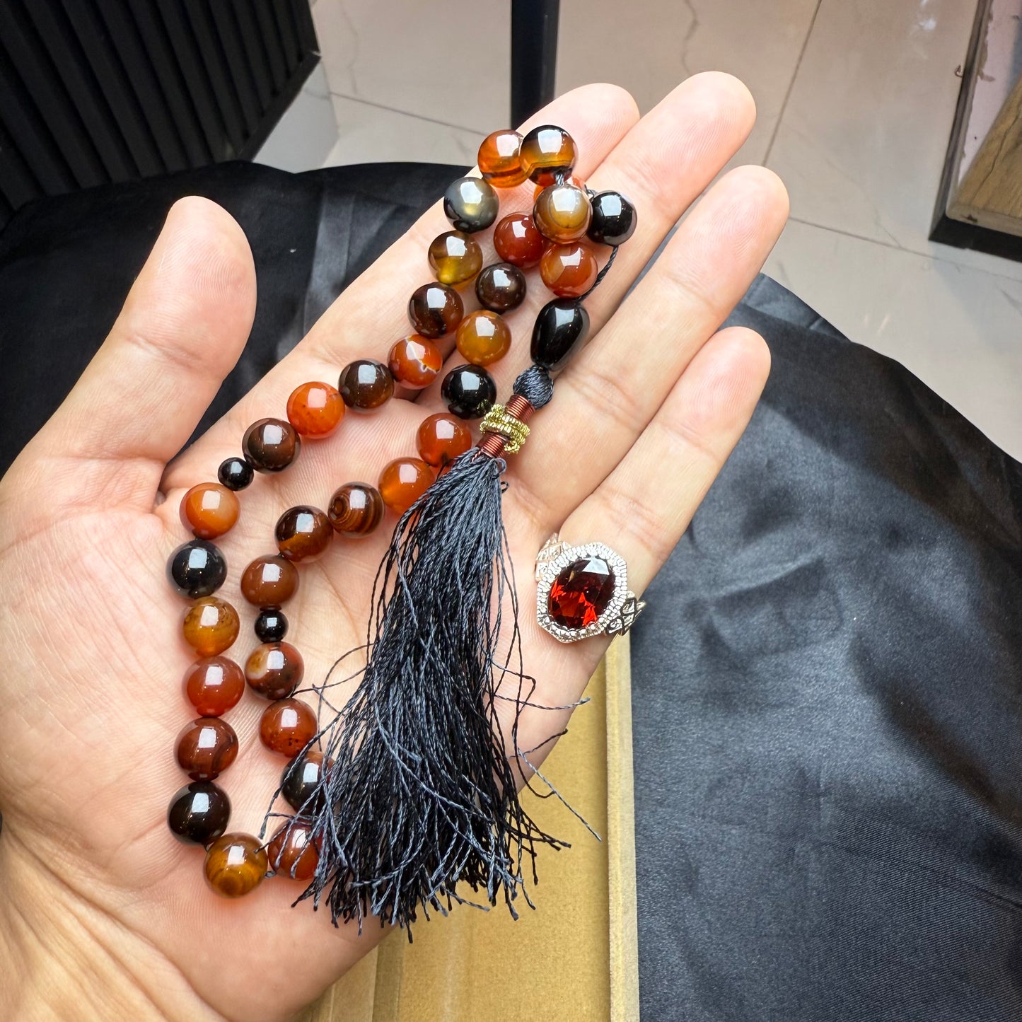 Red Zircon Stone Ring with Yammni Aqeeq Tasbih – Exclusive Stone Deal