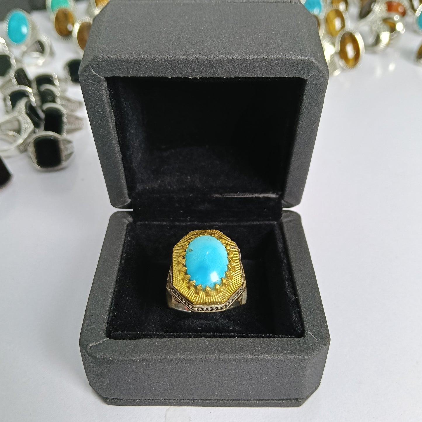 Feroza Ring pure chandi with free home delivery(payment advance)