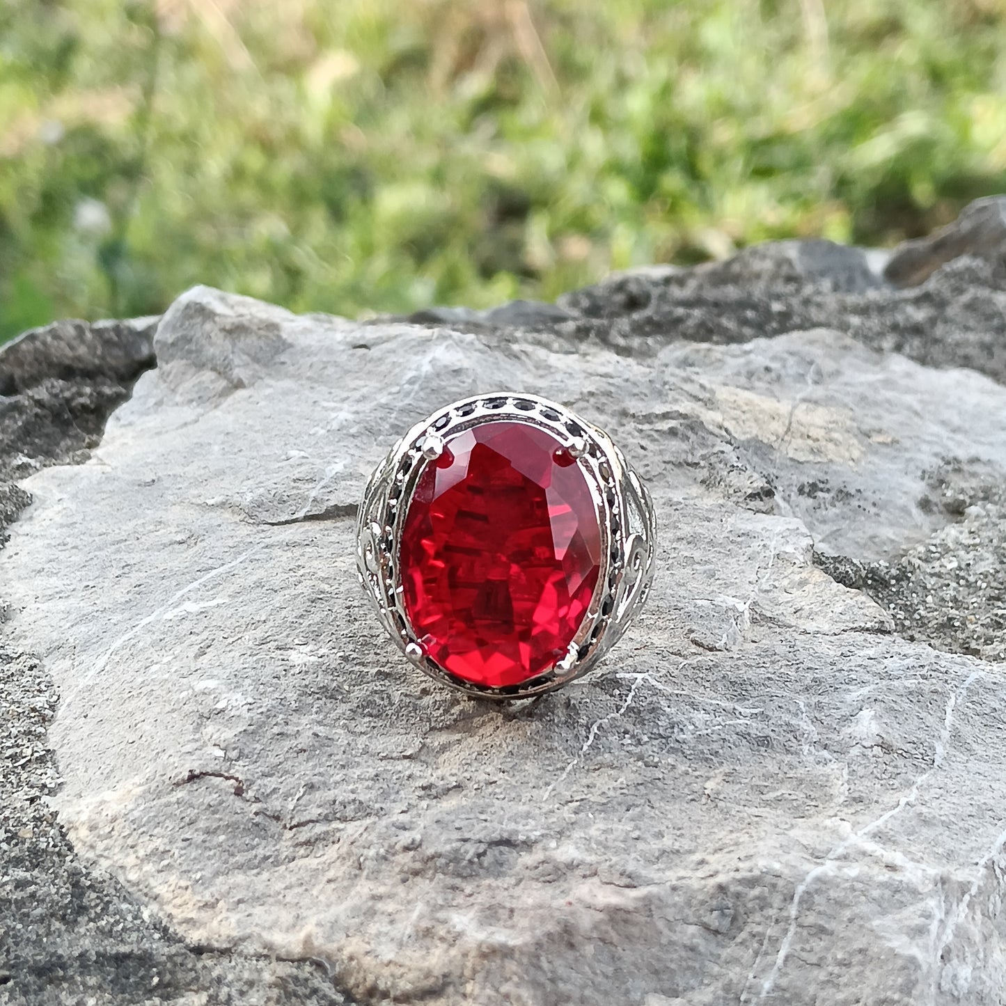 Stunning Irani Yaqoot clone Ring – Rich Red Gemstone for Refined Style