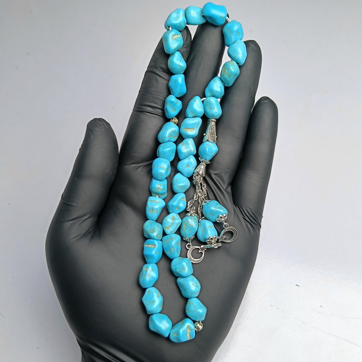 خالص فیروزی پتھر سے بنی خوبصورت تسبیح – 33 دانے، ابھی آرڈر کریں