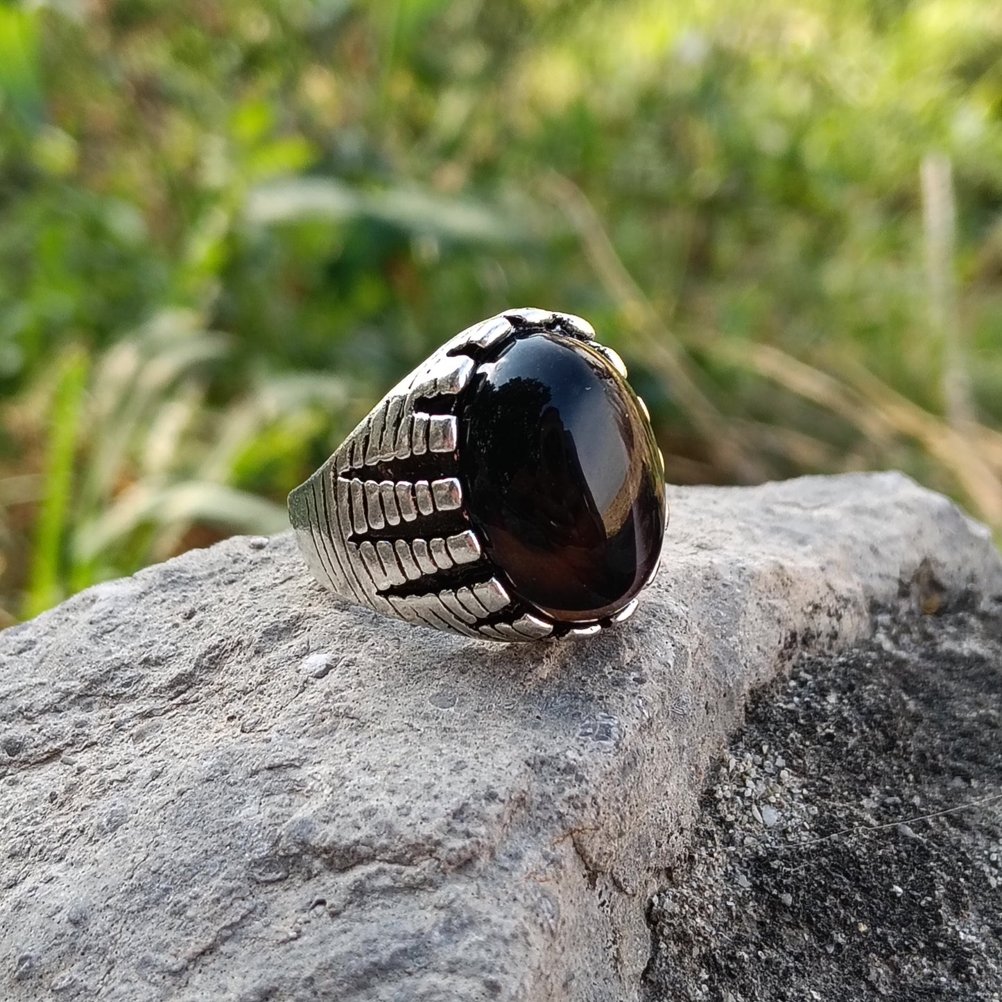 Black Sulamani Aqeeq Stone Ring – With Free Home Delivery