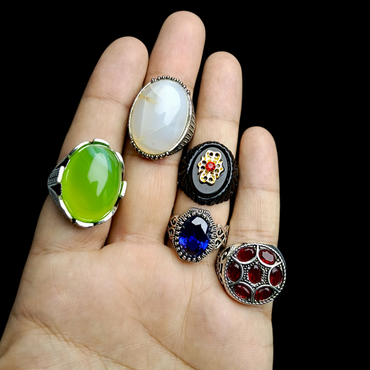 پانچ روحانی پتھروں کا شاندار سیٹ – روبی، نیلم، سبز عقیق، سیاہ عقیق اور دُر نجف