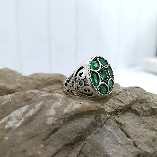 Clone  Emerald-zamrud Gemstone Ring – Classic Beauty, Modern Design
