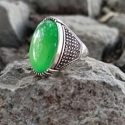 Beautiful Green Aqeeq stone Ring