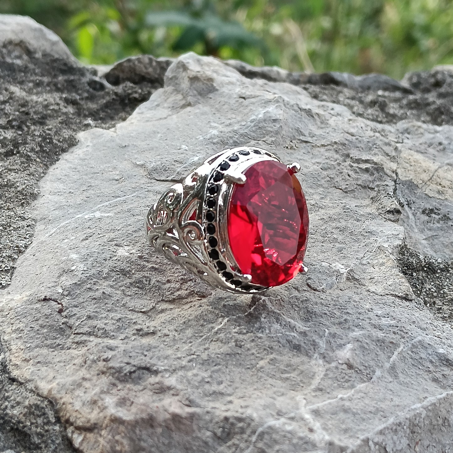 Stunning Irani Yaqoot clone Ring – Rich Red Gemstone for Refined Style