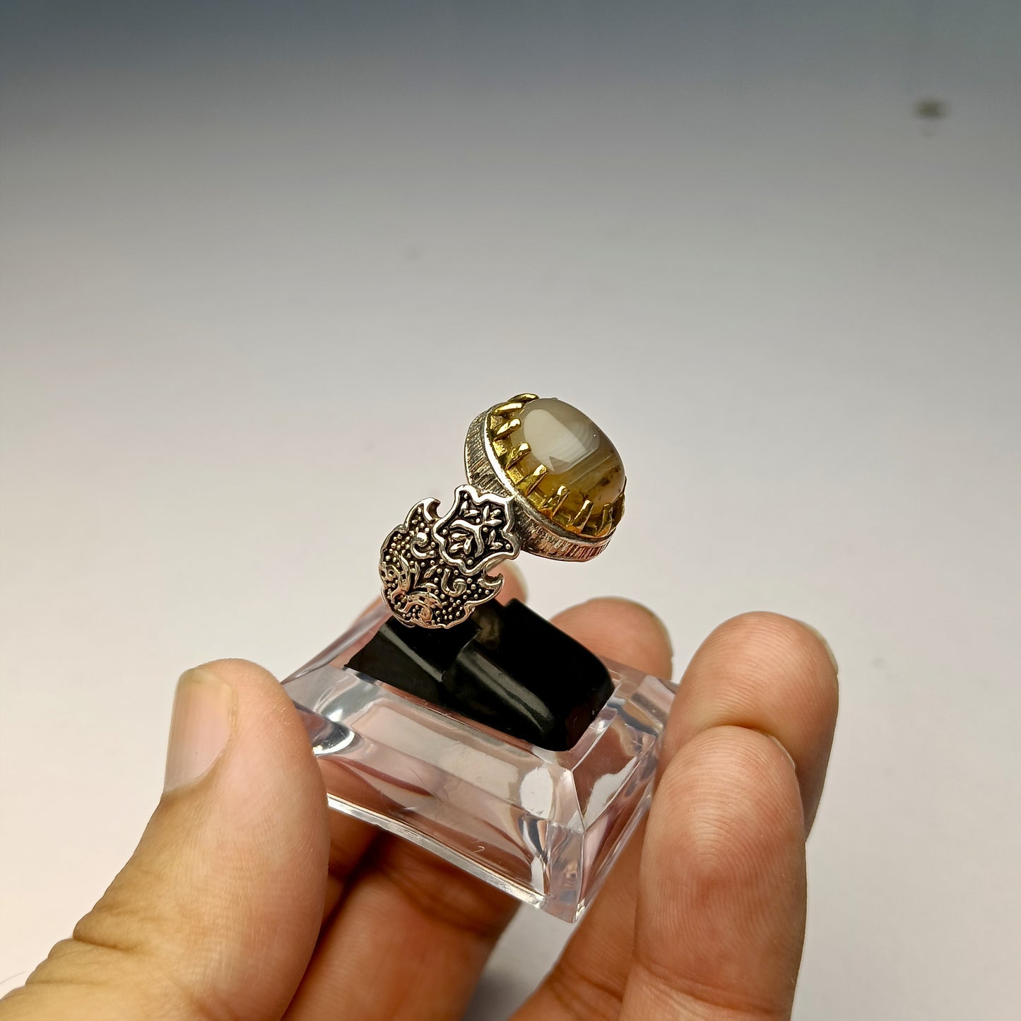 Sulamani Aqeeq Ring – Rare Natural Stone in Elegant Top Quality Silver Design