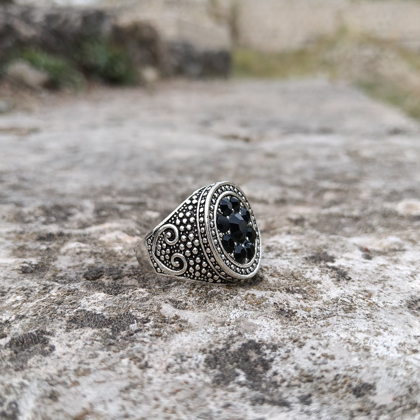 Beautiful Zircon stone ring– Order Now with Free Home Delivery