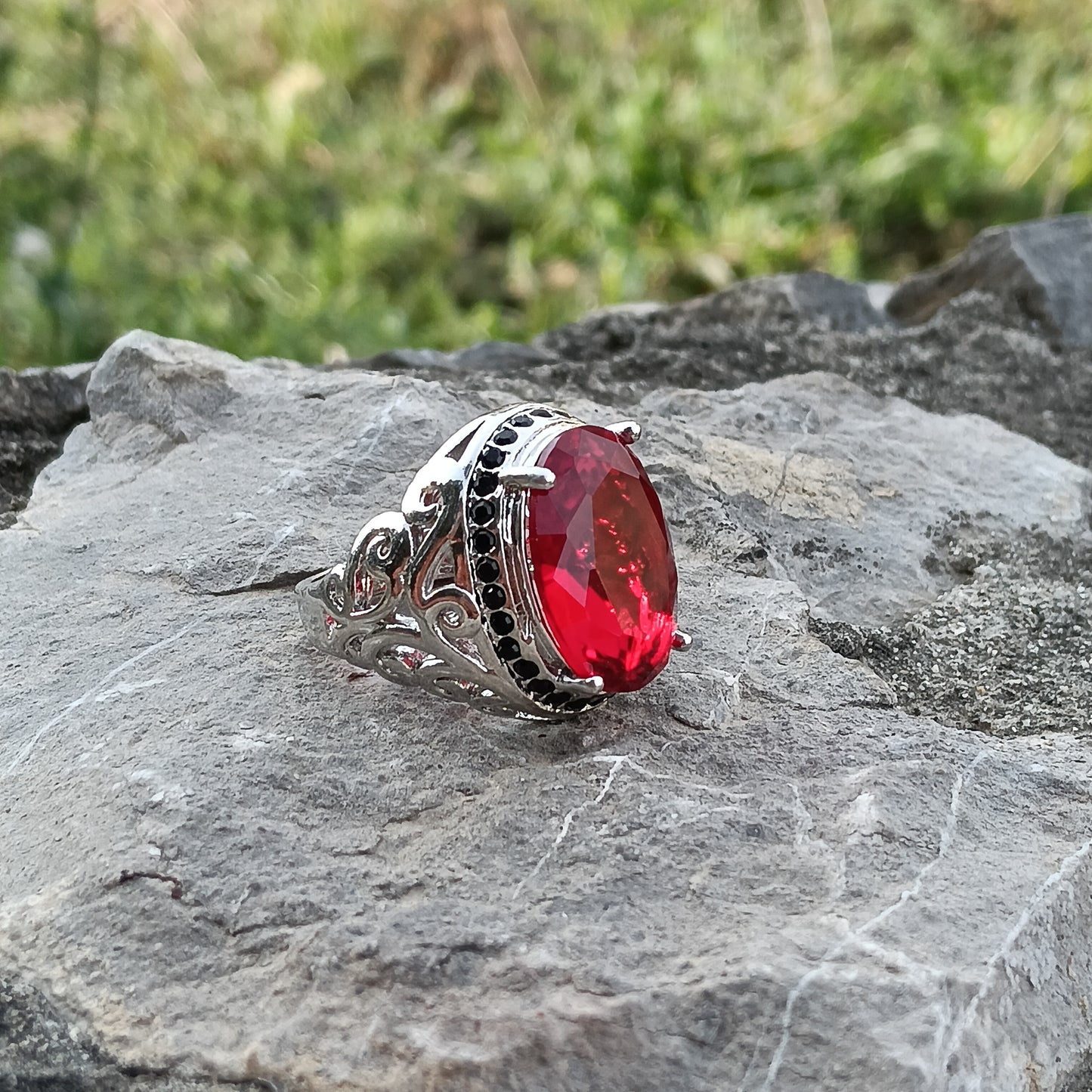 Stunning Irani Yaqoot clone Ring – Rich Red Gemstone for Refined Style